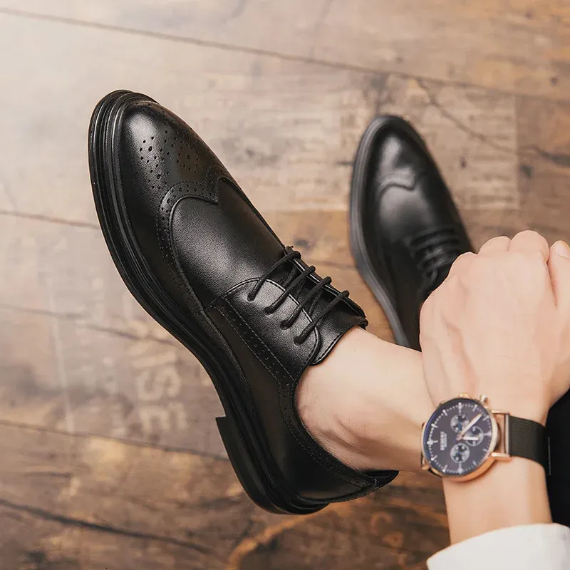 Tradycyjne buty Brogues